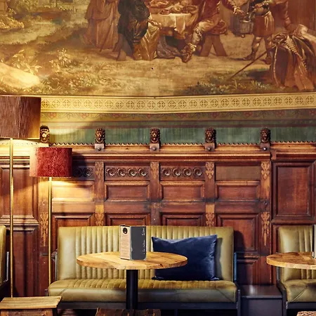 The Elephant * Amesterdão