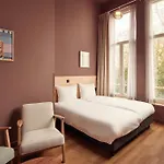 Hostel The Elephant