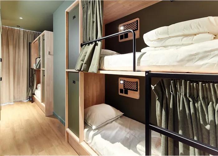 Hostel The Elephant *